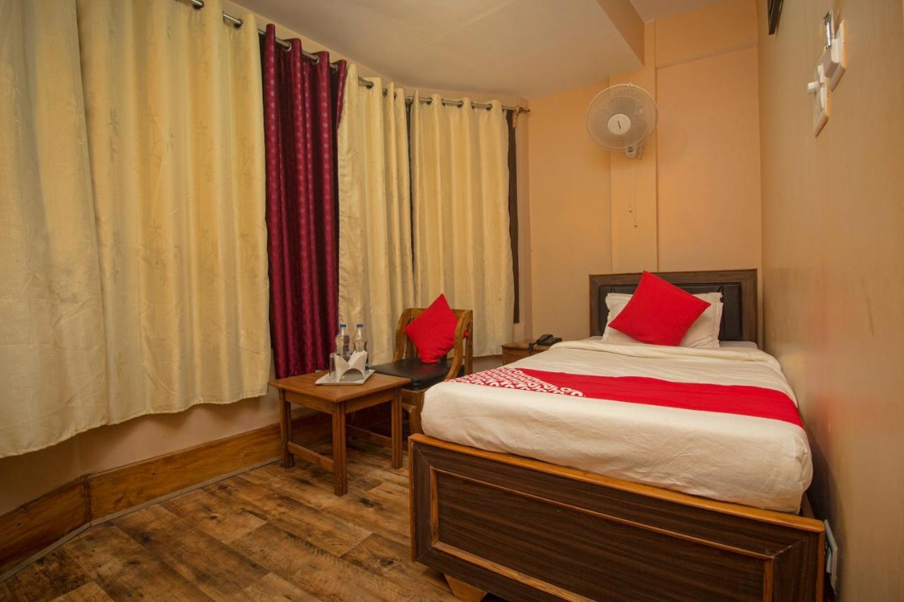 Oyo 23409 Lama Dhim Hotel Kalimpong Exterior photo